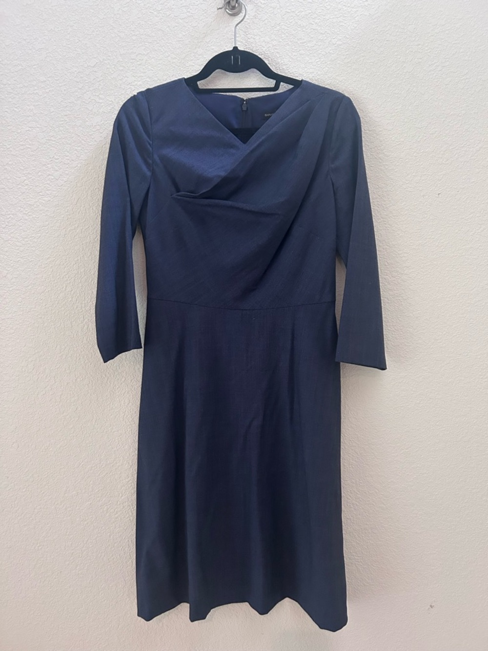 Banana Republic Dark Blue Cowl Neck Long Sleeve Sheath Dress Size 4